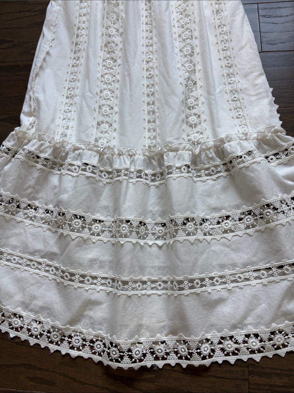 SAYLOR Elin embroider Eyelet Lace Midi Dress - Picture 6 of 14